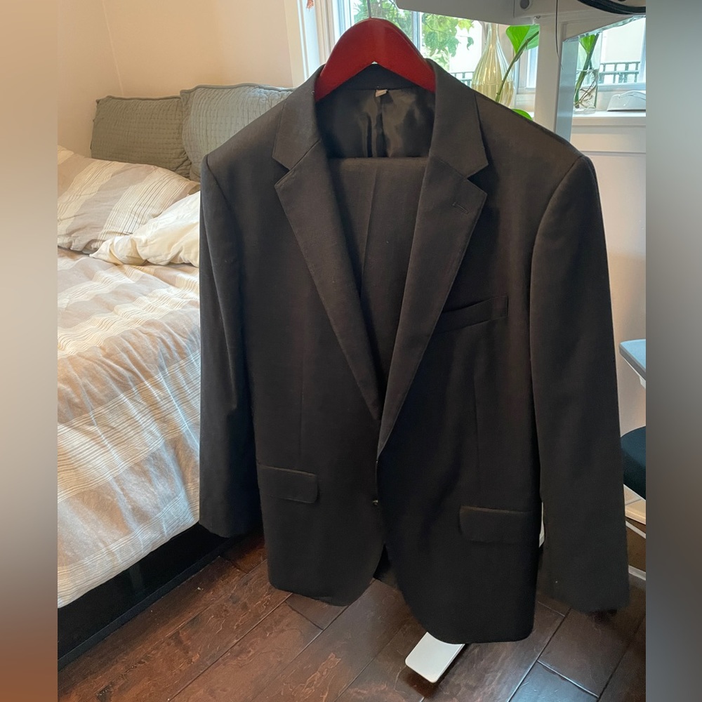 BONOBOS Jetsetter stretch wool suit in charcoal (worn 3 times)